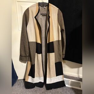 Kasper Women's Elegant Black and Tan Cardigan